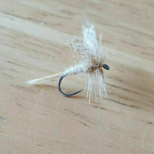Barbless Light Cahill Dry Fly
